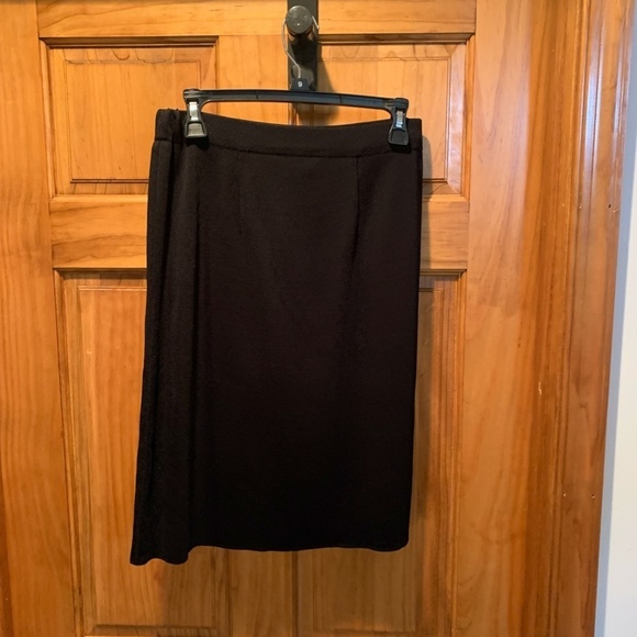 Exclusively Misook Straight Acrylic Knit Skirt in Black XS - Picture 3 of 5